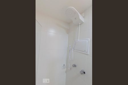 Detalhe do banheiro de apartamento para alugar com 1 quarto, 43m² em Vila Madalena, São Paulo