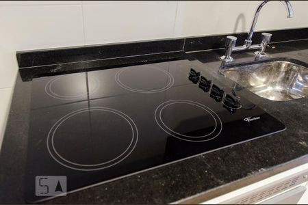 Detalhe da cozinha de apartamento para alugar com 1 quarto, 43m² em Vila Madalena, São Paulo