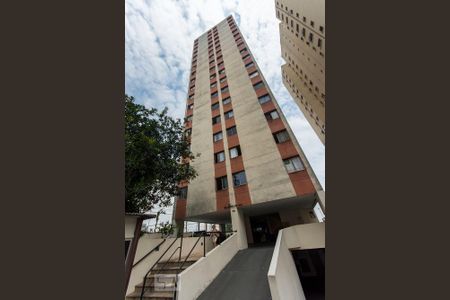 Studio à venda com 30m², 1 quarto e 1 vaga Studio à venda com 30m², 1 quarto e 1 vagaFachada