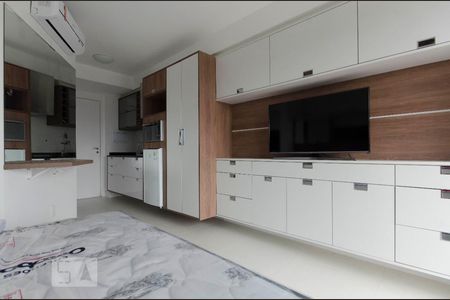 Quarto/Sala/Cozinha de kitnet/studio para alugar com 1 quarto, 22m² em Santana, São Paulo