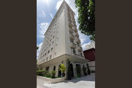 Apartamento à venda com 115m², 3 quartos e 1 vagaFachada