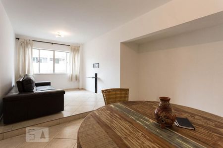 Sala de apartamento para alugar com 2 quartos, 86m² em Moema, São Paulo