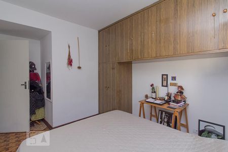 Apartamento à venda com 108m², 3 quartos e 1 vaga Apartamento à venda com 108m², 3 quartos e 1 vagaQuarto 2 - Armários