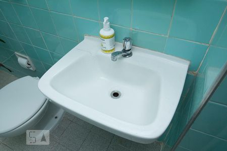 Apartamento à venda com 108m², 3 quartos e 1 vaga Apartamento à venda com 108m², 3 quartos e 1 vagaDetalhe Banheiro 2