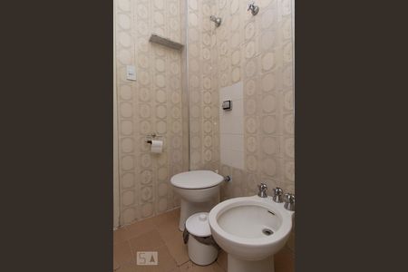 Apartamento à venda com 108m², 3 quartos e 1 vaga Apartamento à venda com 108m², 3 quartos e 1 vagaDetalhe Banheiro 1