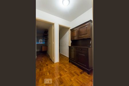 Corredor de apartamento à venda com 3 quartos, 104m² em Santa Cecília, São Paulo