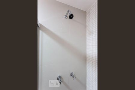 Banheiro de apartamento para alugar com 1 quarto, 48m² em Vila Gertrudes, São Paulo