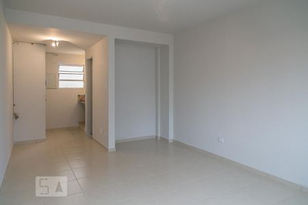 Studio à venda com 29m², 1 quarto e sem vagaSala e quarto conjugados