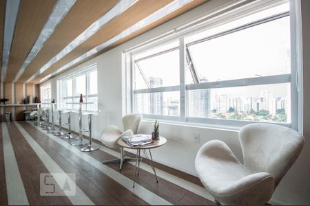 Studio à venda com 32m², 1 quarto e 1 vagaSala de Reuniões