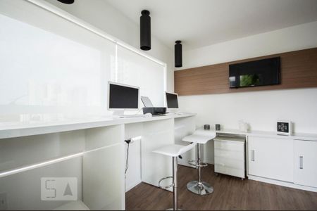 Studio à venda com 32m², 1 quarto e 1 vagaLan House