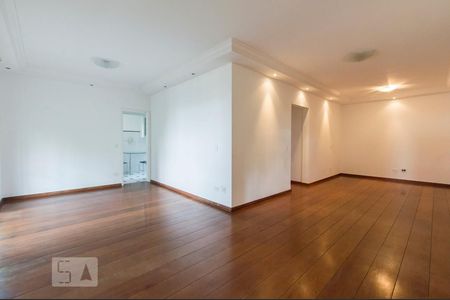 Apartamento à venda com 170m², 3 quartos e 3 vagas Apartamento à venda com 170m², 3 quartos e 3 vagasSala