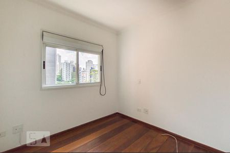 Apartamento à venda com 170m², 3 quartos e 3 vagas Apartamento à venda com 170m², 3 quartos e 3 vagasSuíte