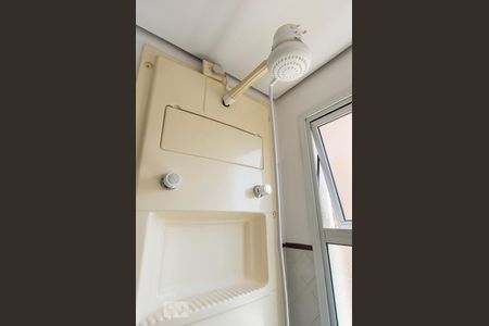 Apartamento à venda com 170m², 3 quartos e 3 vagas Apartamento à venda com 170m², 3 quartos e 3 vagasDetalhe do banheiro da suíte