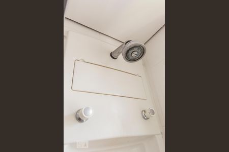 Apartamento à venda com 170m², 3 quartos e 3 vagas Apartamento à venda com 170m², 3 quartos e 3 vagasDetalhe do banheiro da suíte 3