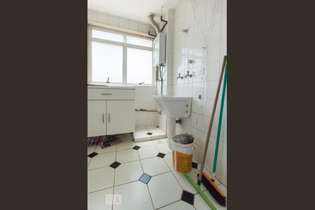 Apartamento à venda com 170m², 3 quartos e 3 vagas Apartamento à venda com 170m², 3 quartos e 3 vagasÁrea de serviço