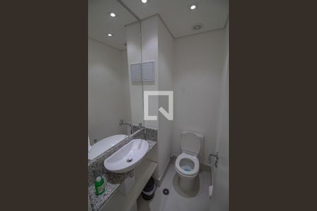 Lavabo de apartamento para alugar com 1 quarto, 43m² em Jardim Aeroporto, São Paulo