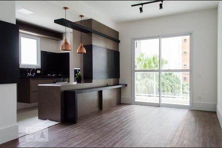 Sala de apartamento para alugar com 1 quarto, 52m² em Cambuí, Campinas