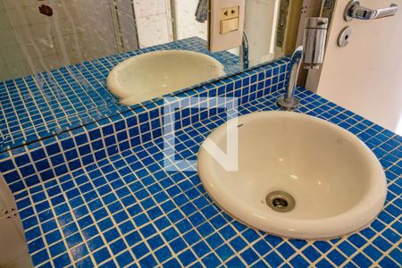 Apartamento à venda com 96m², 2 quartos e 1 vaga Apartamento à venda com 96m², 2 quartos e 1 vagaSuíte