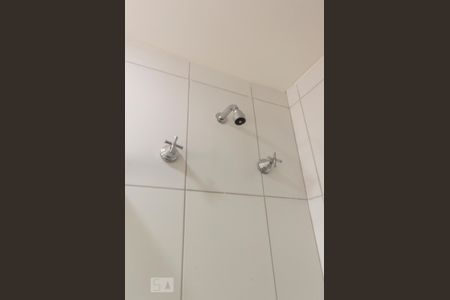 Detalhe do banheiro de apartamento à venda com 3 quartos, 70m² em Jardim Iracema, Barueri