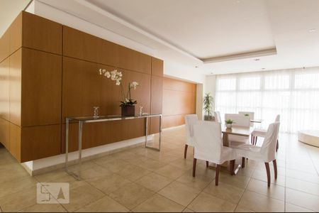 Apartamento à venda com 70m², 3 quartos e 1 vaga Apartamento à venda com 70m², 3 quartos e 1 vagaSalão de festas