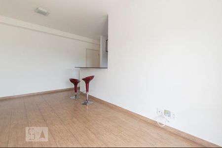 Sala de apartamento à venda com 3 quartos, 70m² em Jardim Iracema, Barueri