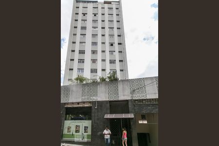 Apartamento à venda com 48m², 1 quarto e sem vagaFachada