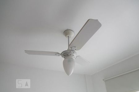 Apartamento à venda com 48m², 1 quarto e sem vagaVentilador no Quarto