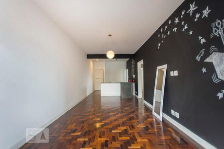Apartamento para alugar com 82m², 2 quartos e sem vagaSala