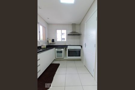 Apartamento à venda com 130m², 3 quartos e 2 vagasCozinha