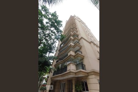 Apartamento à venda com 130m², 3 quartos e 2 vagasFachada