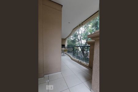 Apartamento à venda com 130m², 3 quartos e 2 vagasSacada Sala / Suíte 1