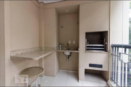 Apartamento à venda com 130m², 3 quartos e 2 vagasSacada Sala / Suíte 1