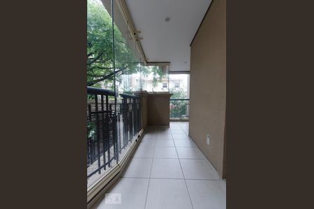 Apartamento à venda com 130m², 3 quartos e 2 vagasSacada Sala / Suíte 1