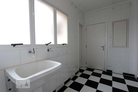 Apartamento à venda com 245m², 4 quartos e 4 vagasarea de serviço