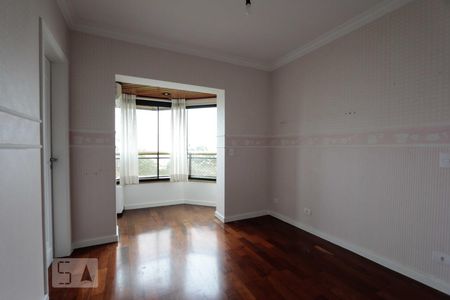 Apartamento à venda com 245m², 4 quartos e 4 vagassuite 3