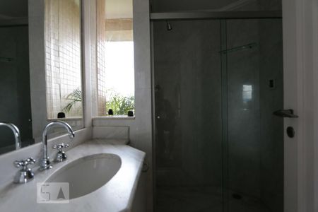 suite de apartamento à venda com 4 quartos, 245m² em Vila Suzana, São Paulo