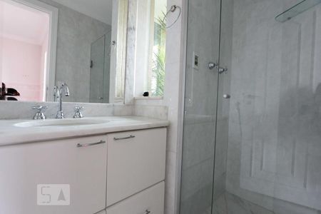 Apartamento à venda com 245m², 4 quartos e 4 vagassuite 3