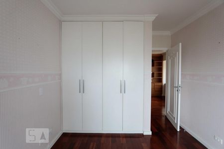 Apartamento à venda com 245m², 4 quartos e 4 vagassuite 3