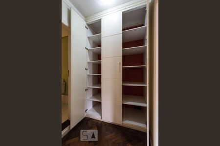 Corredor de apartamento para alugar com 2 quartos, 97m² em Moema, São Paulo