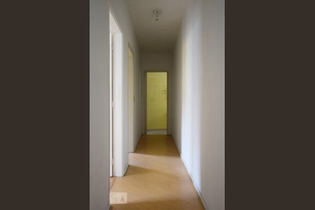 Corredor de apartamento à venda com 2 quartos, 75m² em Vila Mariana, São Paulo