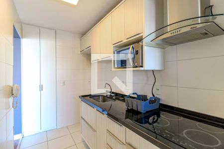 Cozinha de kitnet/studio para alugar com 1 quarto, 48m² em Campo Belo, São Paulo