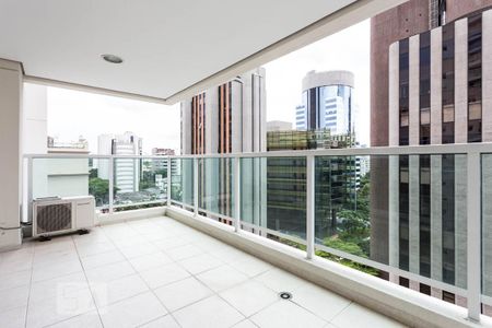 Apartamento à venda com 111m², 2 quartos e 2 vagas Apartamento à venda com 111m², 2 quartos e 2 vagasVaranda