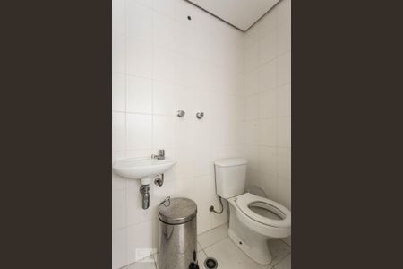 Apartamento à venda com 111m², 2 quartos e 2 vagas Apartamento à venda com 111m², 2 quartos e 2 vagasBanheiro de serviço