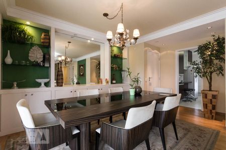Apartamento à venda com 111m², 2 quartos e 2 vagas Apartamento à venda com 111m², 2 quartos e 2 vagasSala