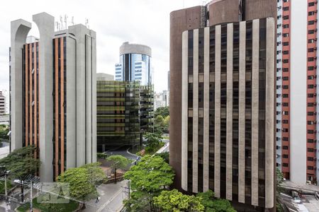 Apartamento à venda com 111m², 2 quartos e 2 vagas Apartamento à venda com 111m², 2 quartos e 2 vagasVista