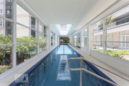 Studio à venda com 33m², 1 quarto e 1 vagaPiscina coberta