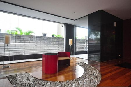 Apartamento à venda com 67m², 2 quartos e 2 vagasdetalhe hall social