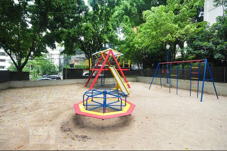 Apartamento para alugar com 140m², 2 quartos e 2 vagasplayground