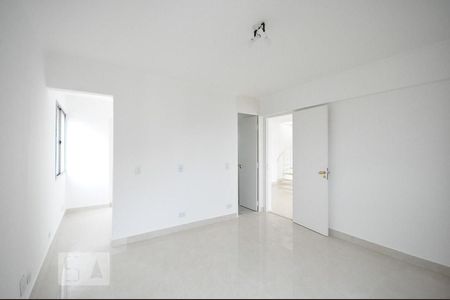 suíte 1 de apartamento para alugar com 2 quartos, 140m² em Jardim Londrina, São Paulo