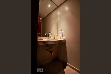 Lavabi de apartamento à venda com 4 quartos, 300m² em Vila Andrade, São Paulo